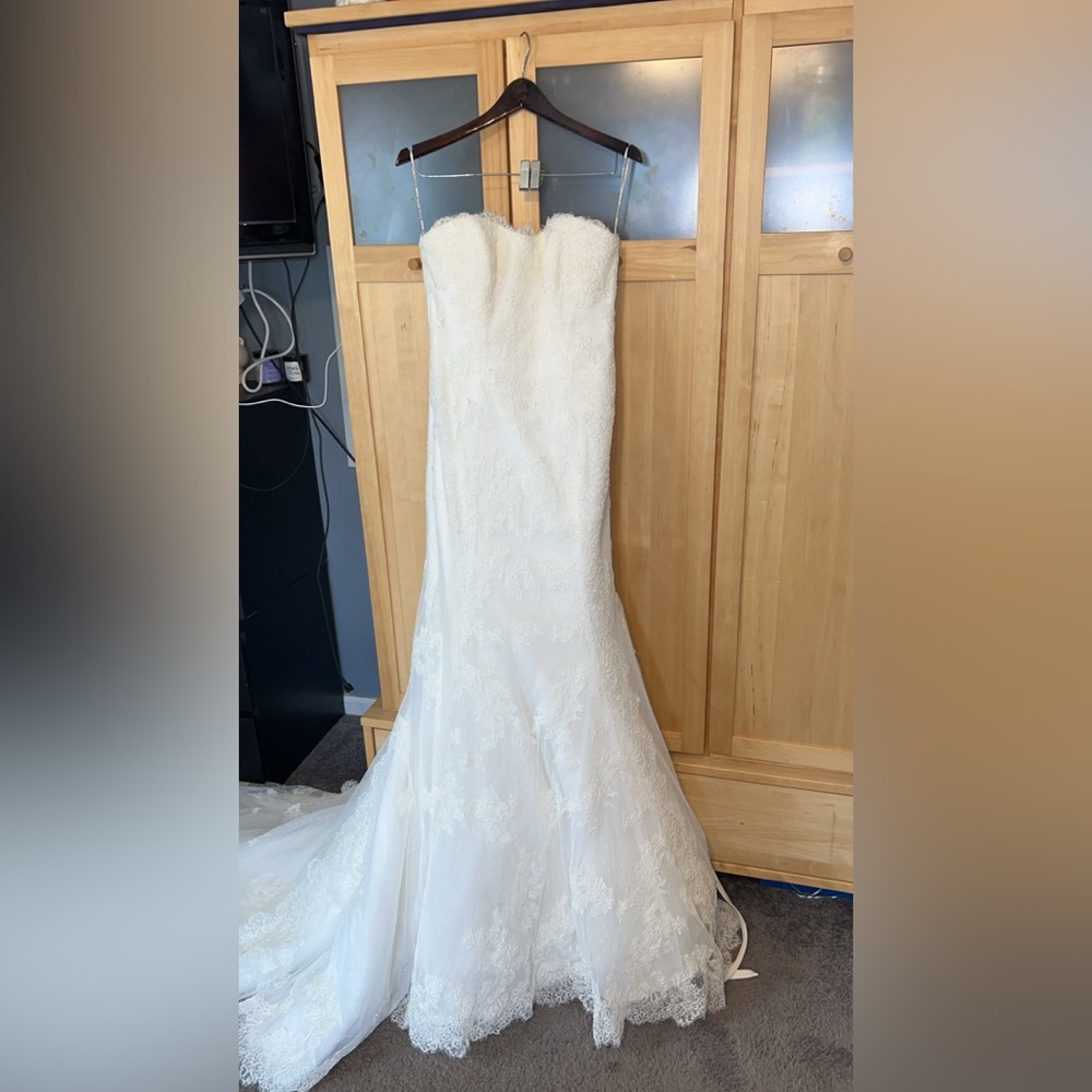 Maggie Sottero Cream Lace Wedding Dress - Picture 3 of 3